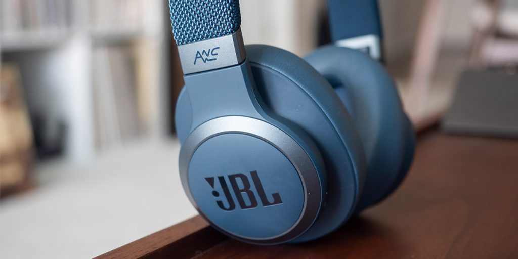 بهترین-هدفون-های-JBL-دارای-حذف-نویز