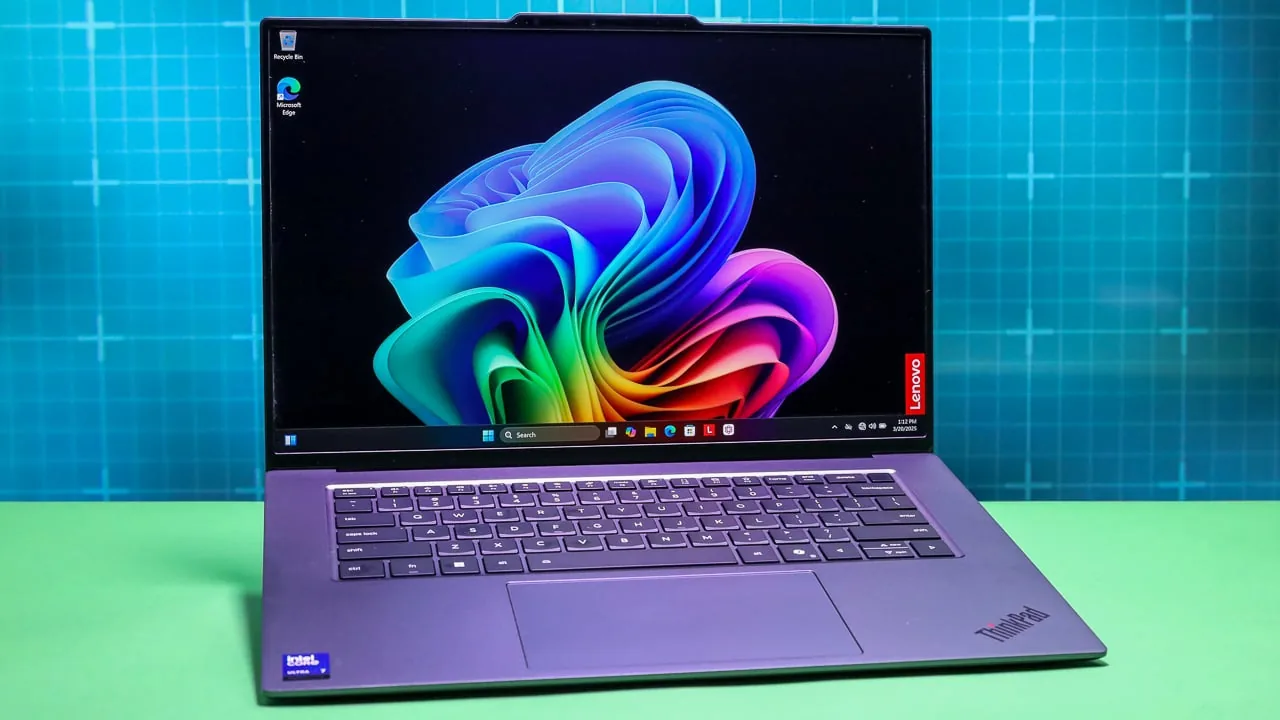 بررسی کامل لپ‌ تاپ ThinkPad X9 15 Aura Edition لنوو<span class='yasr-stars-title-average'><div class='yasr-stars-title yasr-rater-stars'
                           id='yasr-overall-rating-rater-b37d7786e51cc'
                           data-rating='5'
                           data-rater-starsize='16'>
                       </div></span>