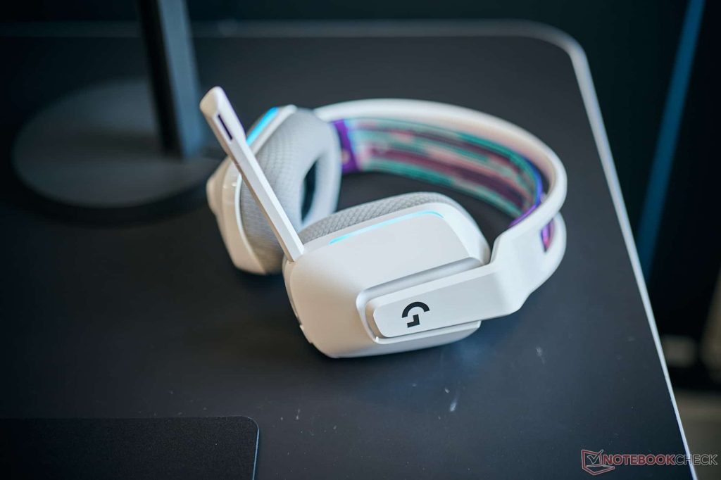 هدست گیمینگ بی‌ سیم Logitech G522