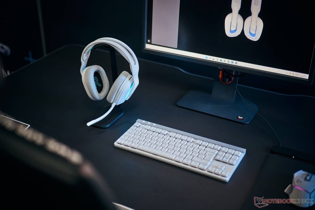 هدست گیمینگ بی‌ سیم Logitech G522