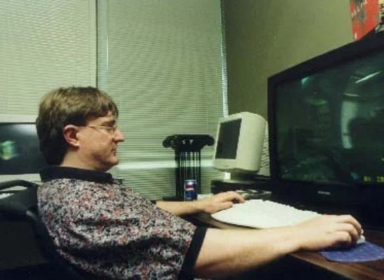 Gabe Newell و مایکروسافت