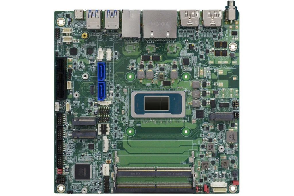 مادربرد Mini-ITX صنعتی با پردازنده Intel Panther Lake-H
