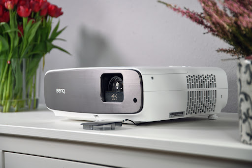 ویدیو پروژکتورهای خانگی BENQ مدل W2710i