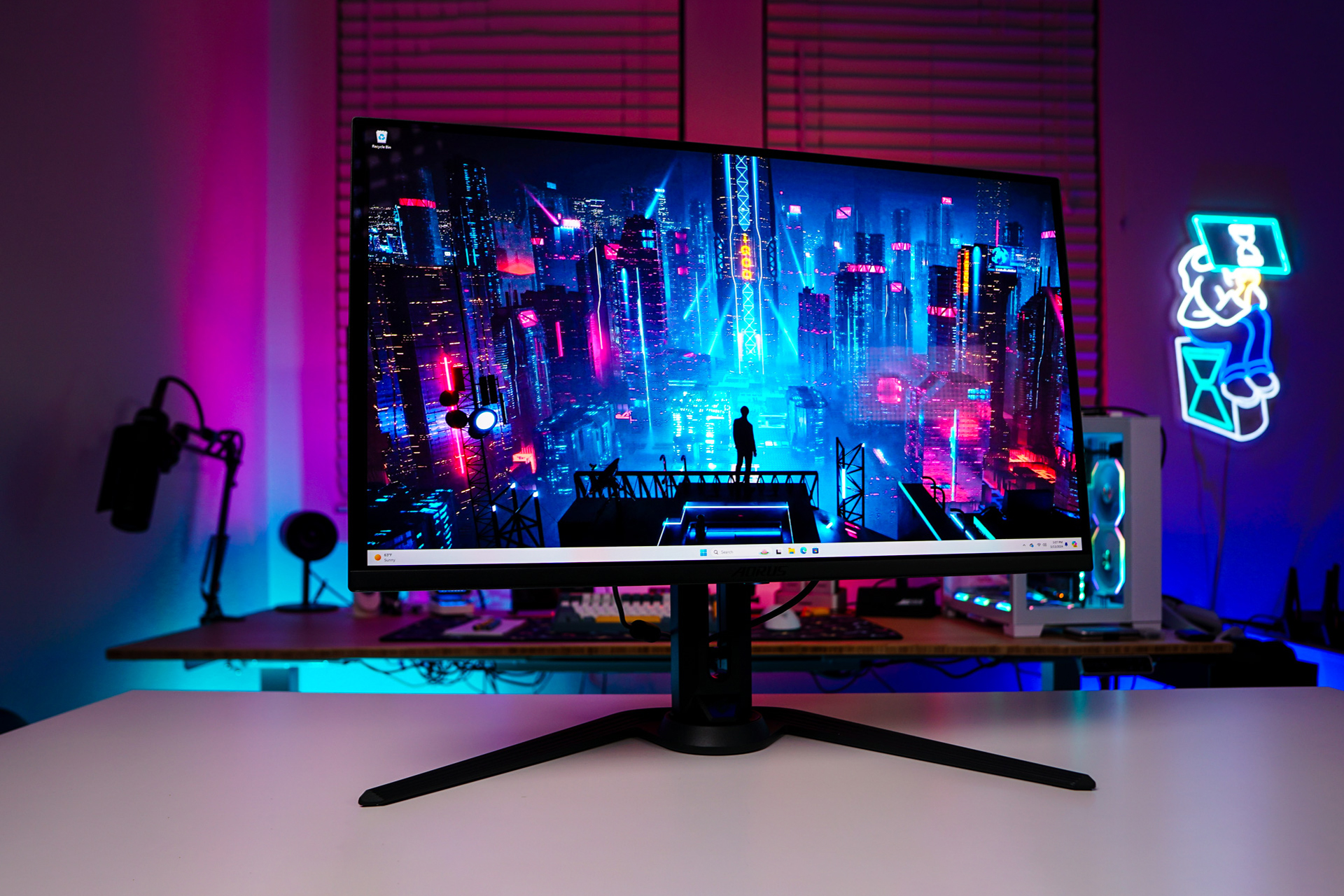 خرید مانیتور گیمینگ AORUS FO27Q3 از برند Gigabyte