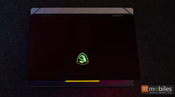 لپ تاپ MSI Titan 18 HX AI