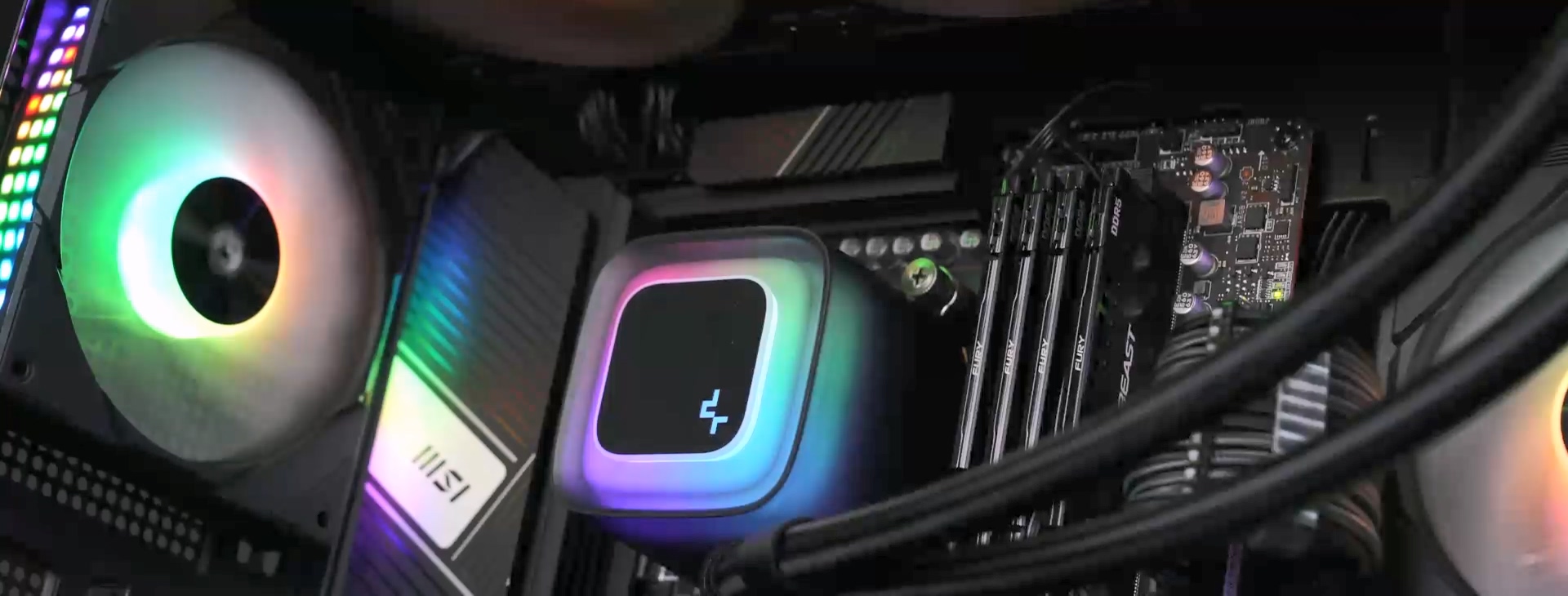 خرید خنک کننده پردازنده DeepCool LE240 V2