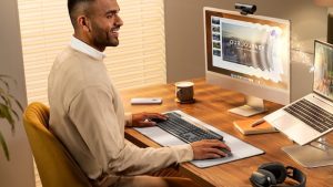 کیبورد بی‌سیم Signature Slim Solar+ K980 لاجیتک با عمر باتری ۱۰ ساله معرفی شد<span class='yasr-stars-title-average'><div class='yasr-stars-title yasr-rater-stars'
                           id='yasr-overall-rating-rater-6e0cd9c4210fe'
                           data-rating='5'
                           data-rater-starsize='16'>
                       </div></span>