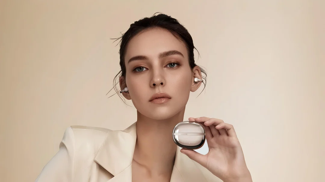 ایرباد Auro Clip