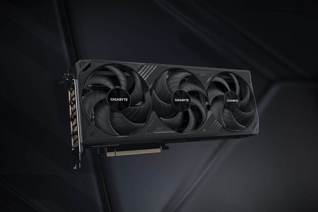 خرید کارت گرافیک GeForce RTX 5070 Ti WINDFORCE SFF