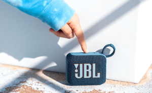 خرید اسپیکر کوچک ارزان | بررسی اسپیکر JBL Go 4<span class='yasr-stars-title-average'><div class='yasr-stars-title yasr-rater-stars'
                           id='yasr-overall-rating-rater-9898df5e62373'
                           data-rating='5'
                           data-rater-starsize='16'>
                       </div></span>