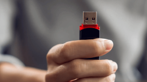 راهنمای خرید فلش مموری 16 گیگ ارزان [پاییز و زمستان ۱۴۰۴] + قیمت<span class='yasr-stars-title-average'><div class='yasr-stars-title yasr-rater-stars'
                           id='yasr-overall-rating-rater-9119b46035c60'
                           data-rating='4.9'
                           data-rater-starsize='16'>
                       </div></span>