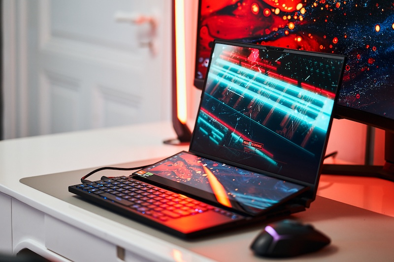 لپ تاپ Asus ROG Zephyrus Duo 2026
