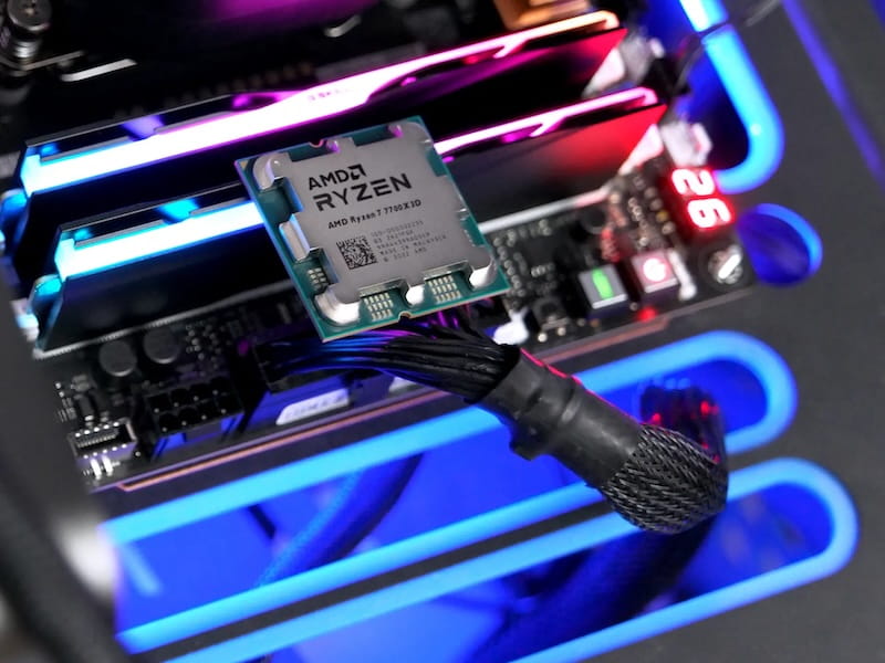 AMD Ryzen 7 7700X3D