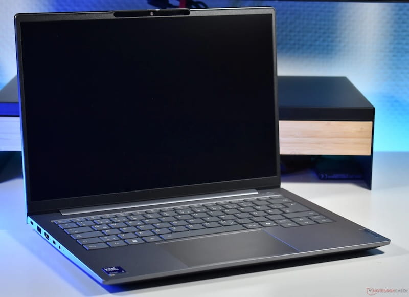 ThinkBookو ThinkPad